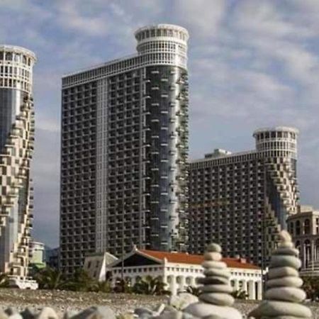 Apartamento City Centre Batumi Exterior foto