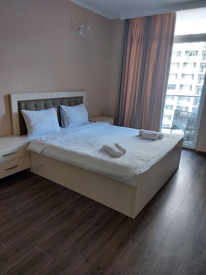 Apartamento City Centre Batumi Exterior foto