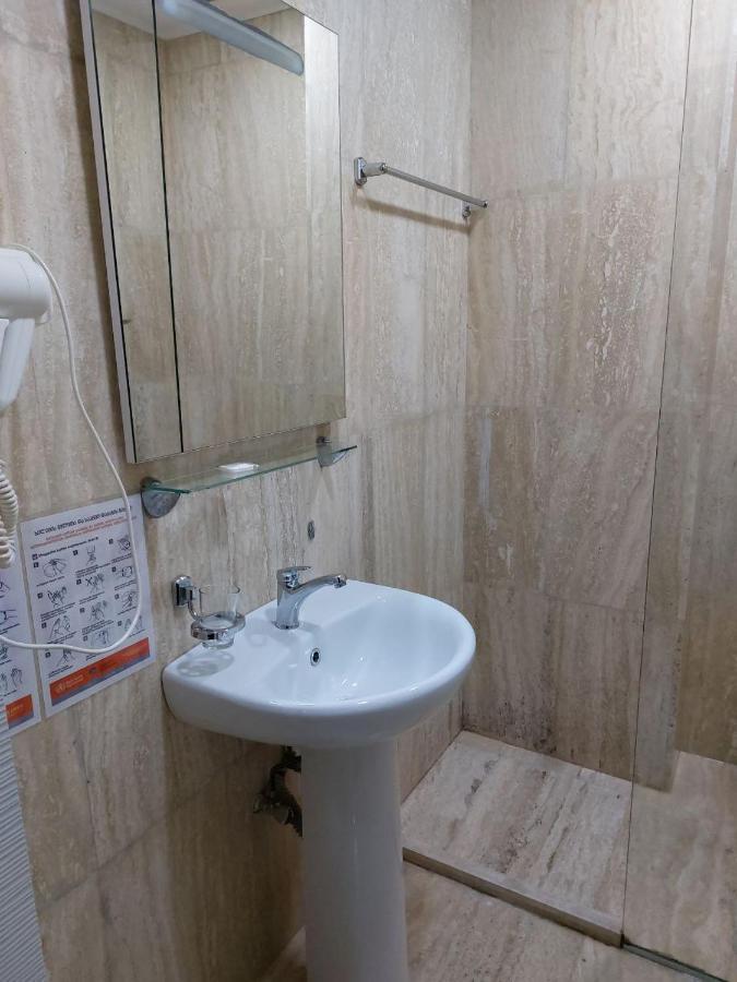 Apartamento City Centre Batumi Exterior foto